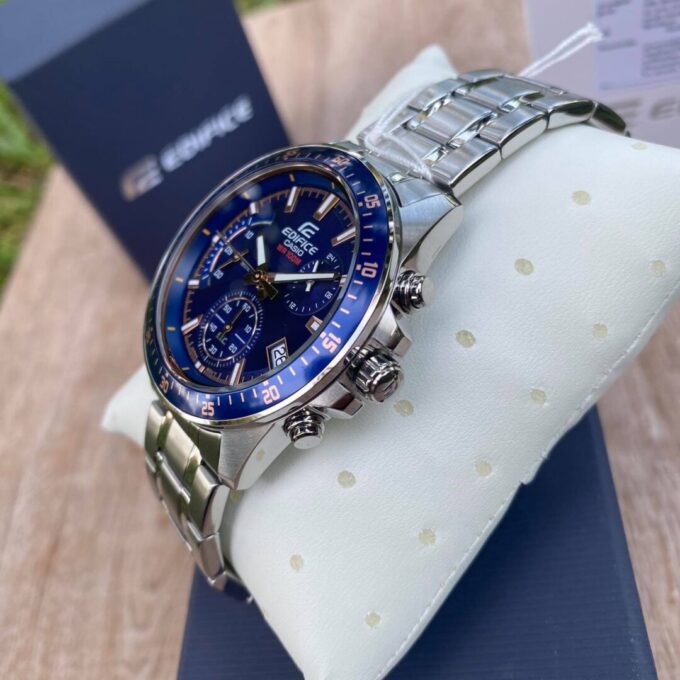 Montre Homme Casio Edifice - EFV-540D-2AVUDF - Bracelet en acier inoxydable - Chronographe - Affichage analogique - Résistant à l'eau