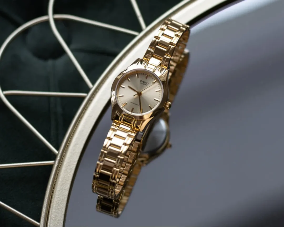 aiwatch_LTP-1275G-9ADF - Montre Femme Casio - LTP-1275G-9ADF - Bracelet en acier inoxydable - Affichage analogique - Résistant à l'eau