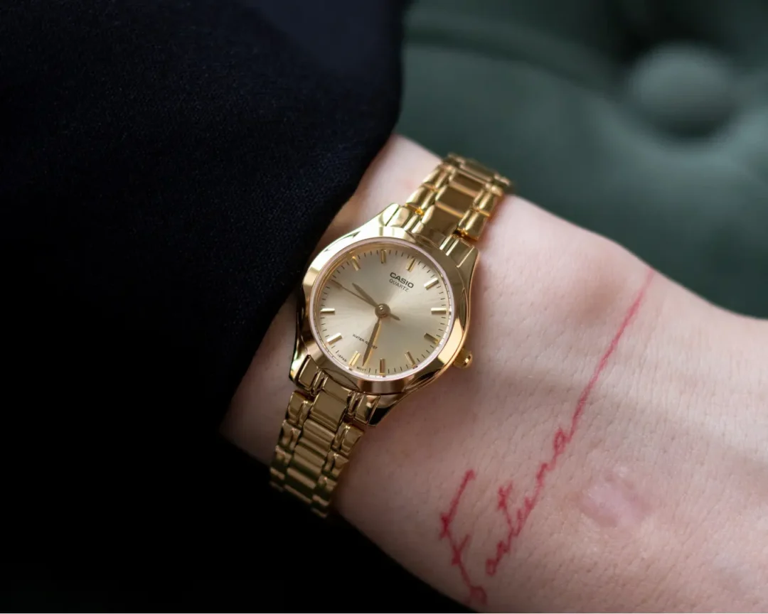 aiwatch_LTP-1275G-9ADF - Montre Femme Casio - LTP-1275G-9ADF - Bracelet en acier inoxydable - Affichage analogique - Résistant à l'eau