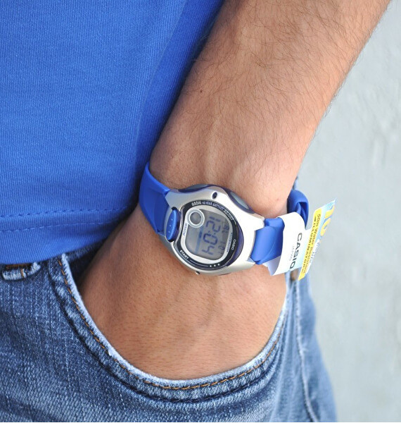 Montre Jeunesse Casio - LW-200-2AVDF - Bracelet en Résine bleu - Affichage numérique - Résistance à l'eau