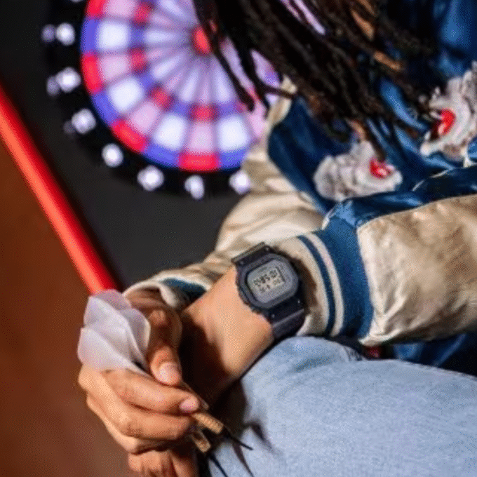 Montre Homme Casio G-Shock - GM-5600MF-2DR - Bracelet en résine noir - Affichage Numérique - Résistant à l'eau