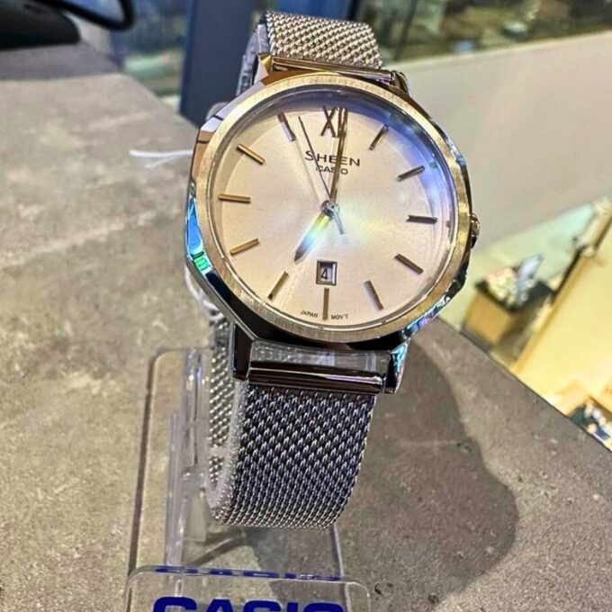 Montre Femme Casio SHEEN - SHE-4554M-7AUDF - Verre en Sapphire - Bracelet en acier inoxydable - Affichage analogique - Résistant à l'eau - Verre Saphir