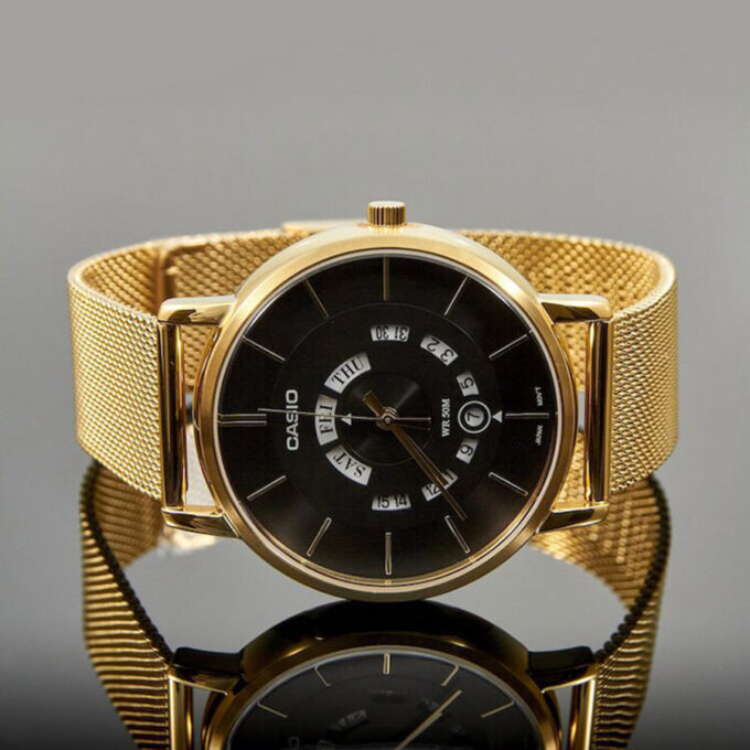 montre homme casio mtp b135mg 1avdf bracelet en acier inoxydable or affichage analogique résistant à l'eau