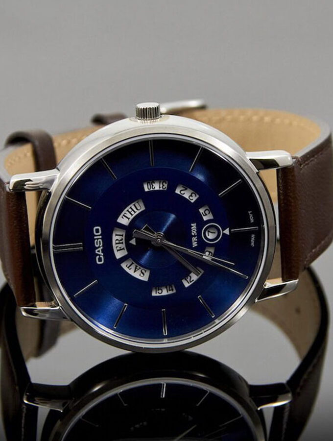 montre homme casio mtp b135l 2avdf bracelet en cuir marron affichage analogique résistant à l'eau