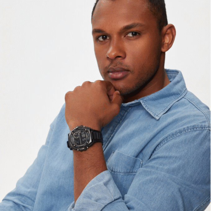 Montre Homme Casio - MWD-100HB-1BVDF - Bracelet en Résine Noir - Affichage Numérique - Résistant à l'eau