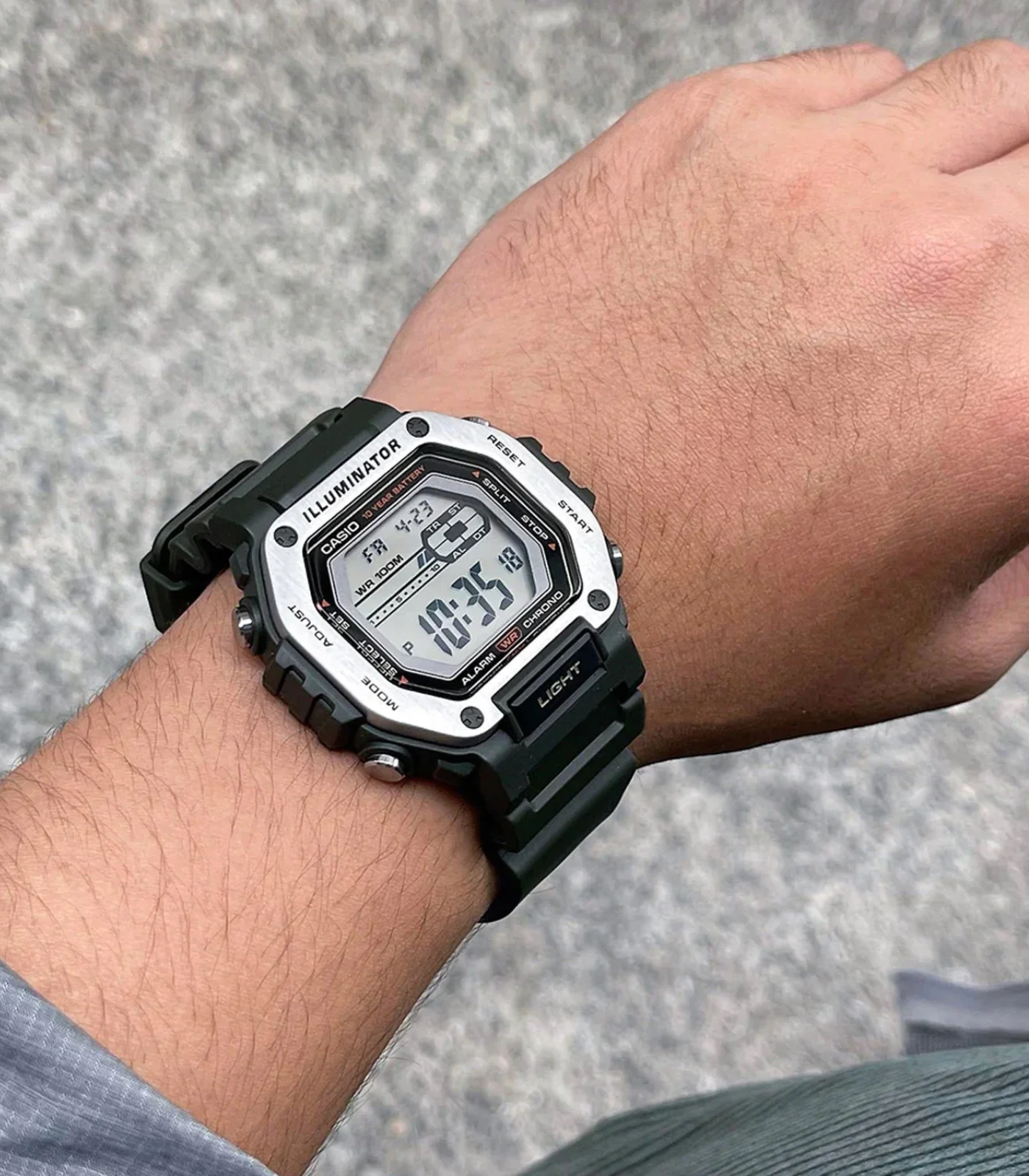 Montre Homme Casio - MWD-110H-3AVDF - Bracelet en Résine Noir - Affichage Numérique - Résistant à l'eau – Image 2