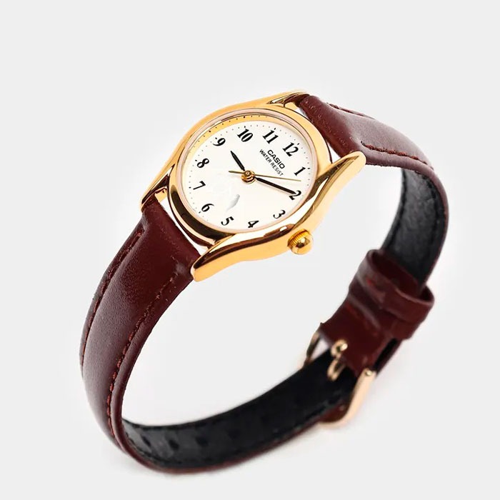 montre femme casio ltp 1094q 7b6rdf bracelet en cuir marron affichage analogique résistant à l'eau