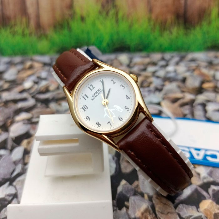 montre femme casio ltp 1094q 7b6rdf bracelet en cuir marron affichage analogique résistant à l'eau