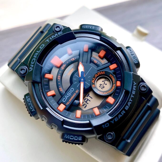 Montre Homme Casio - AEQ-110W-1A2VDF - Bracelet en Résine Noir - Affichage analogique - numérique - Résistant à l'eau