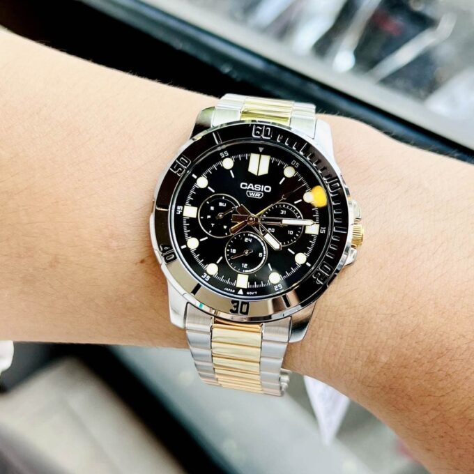 Montre Homme Casio - MTP-VD300SG-1EUDF - Bracelet en Acier inoxydable - Affichage analogique - Résistant à l'eau