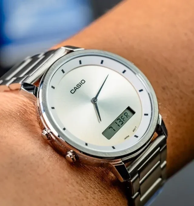 Montre Homme Casio - MTP-B200D-7EDF - Bracelet en Acier Inoxydable - Affichage analogique - numérique - Résistant à l'eau