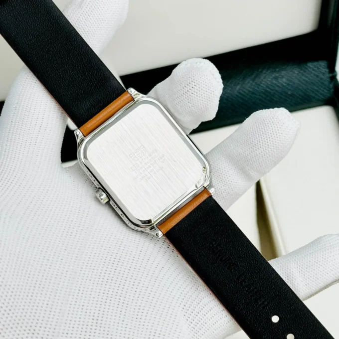 Montre Homme Casio - MTP-M305L-1AVDF - Bracelet en Cuir Kaki - Cadran Carré - Affichage analogique - Résistant à l'eau