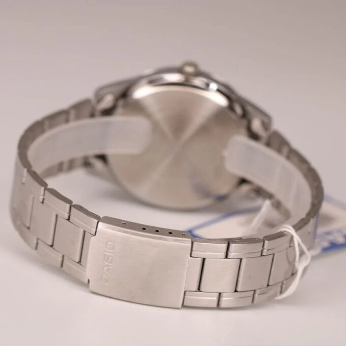 Montre Homme Casio - MTP-V005D-1B4UDF - Bracelet en Acier Inoxydable - Affichage analogique - Résistant à l'eau