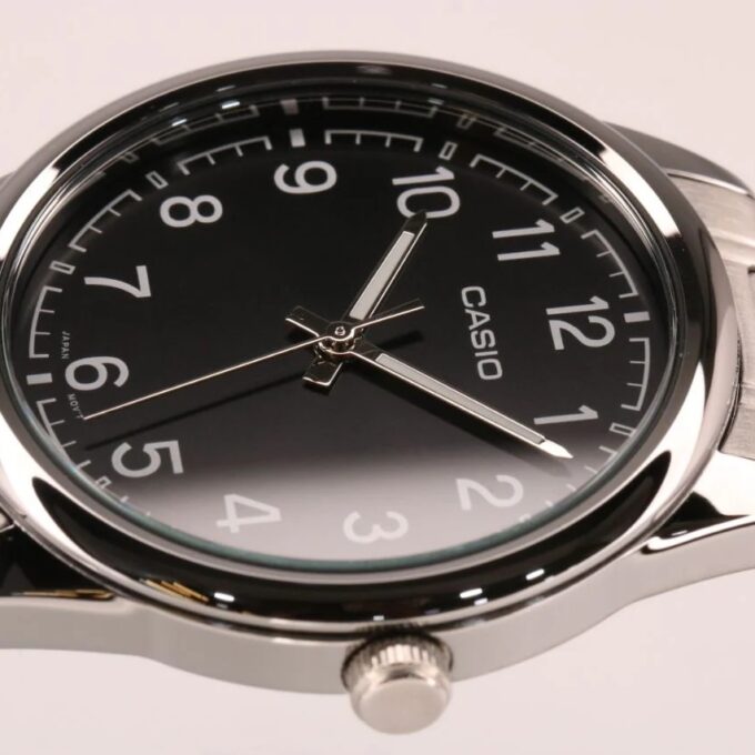 Montre Homme Casio - MTP-V005D-1B4UDF - Bracelet en Acier Inoxydable - Affichage analogique - Résistant à l'eau