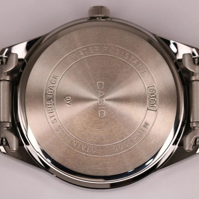 Montre Homme Casio - MTP-V005D-1B4UDF - Bracelet en Acier Inoxydable - Affichage analogique - Résistant à l'eau