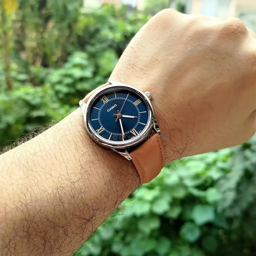 montre homme casio mtp v005l 2b5udf bracelet en cuir kaki affichage analogique résistant à l'eau