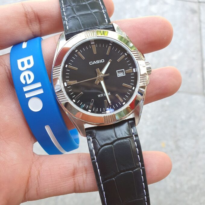 Montre Homme Casio - MTP-1308L-1AVDF - Bracelet en Cuir Noir - Affichage analogique - Résistant à l'eau