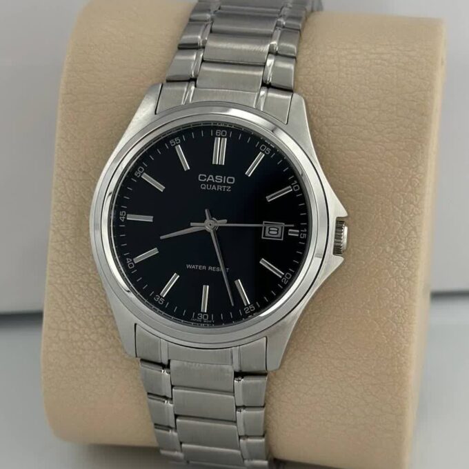 Montre Homme Casio - MTP-1183A-1ADF - Bracelet en Acier Inoxydable - Affichage analogique - Résistant à l'eau