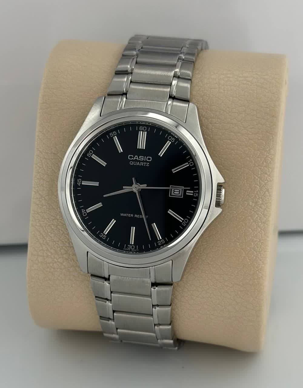 montre homme casio mtp 1183a 1adf bracelet en acier inoxydable affichage analogique résistant à l'eau