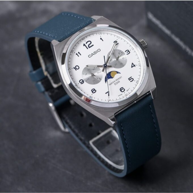 Montre Homme Casio - MTP-M300L-7AVDF - Bracelet en Cuir Bleu - Affichage analogique - Résistant à l'eau