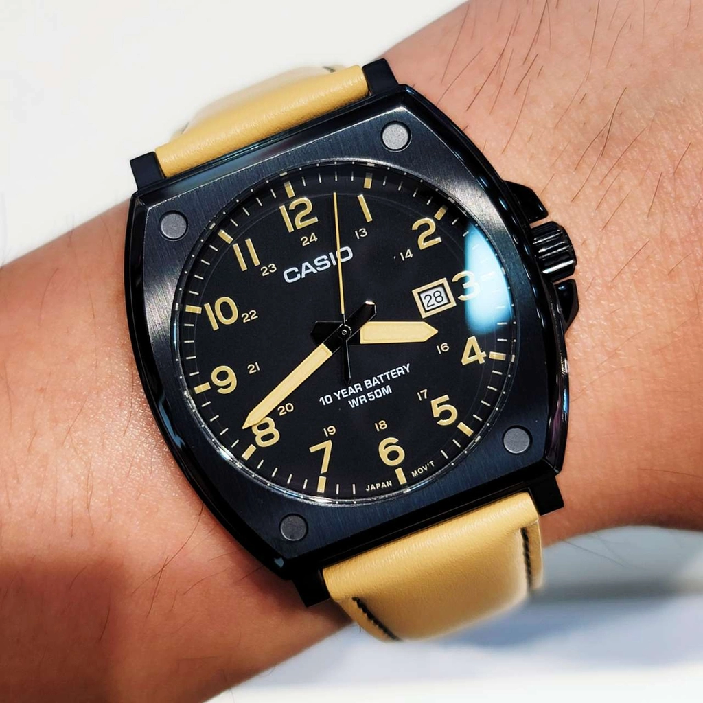 montre homme casio mtp e715l 5avdf bracelet en cuir kaki affichage analogique résistant à l'eau