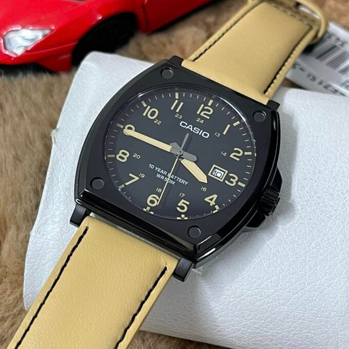 Montre Homme Casio - MTP-E715L-5AVDF - Bracelet en Cuir Kaki - Affichage analogique - Résistant à l'eau