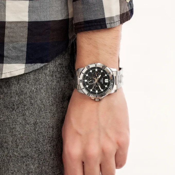 Montre Homme Casio - MTP-VD300SG-1EUDF - Bracelet en Acier inoxydable - Affichage analogique - Résistant à l'eau