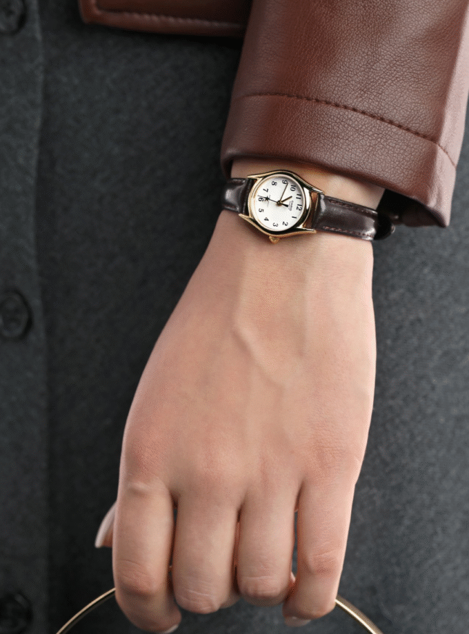 Montre Femme Casio - LTP-1094Q-7B4RDF - Bracelet en Cuir Marron - Affichage analogique - Résistant à l'eau