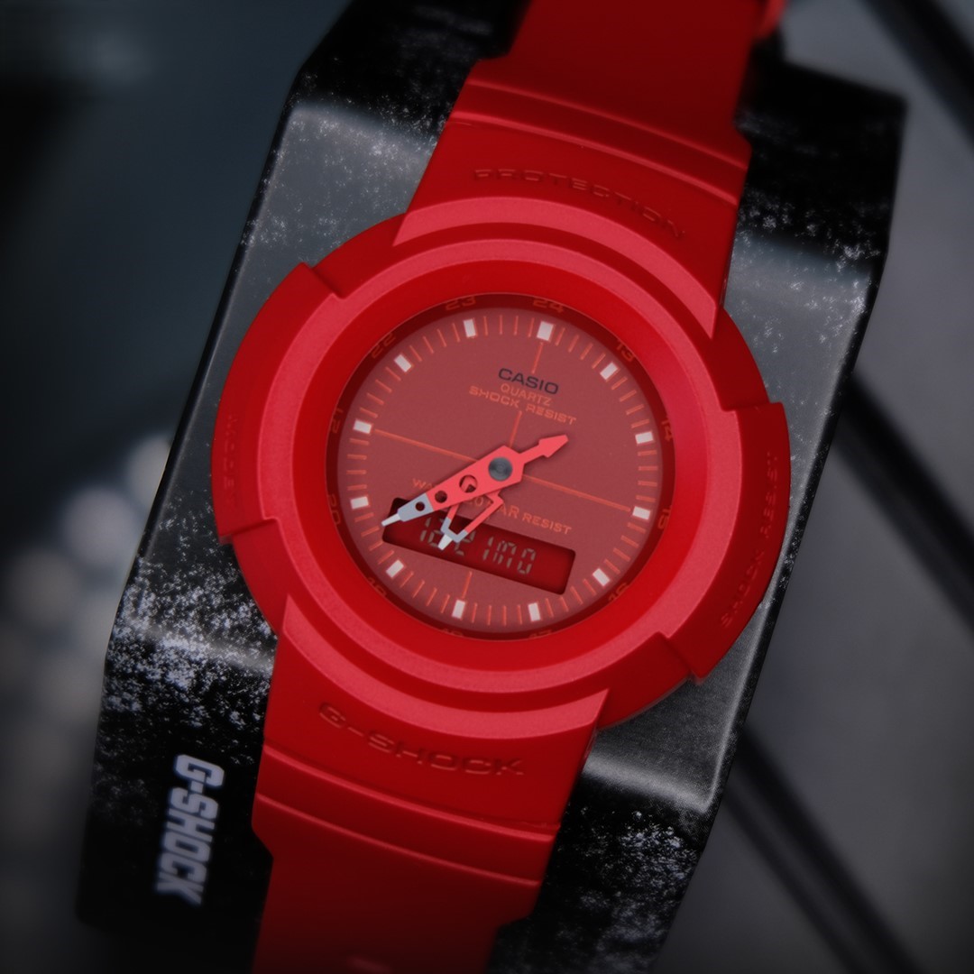 montre homme casio g shock analogique & numérique, chronomètre, alarme, résistant aux chocs et à l’eau 200m bracelet résine rouge verre minéral aw 500bb 4edr