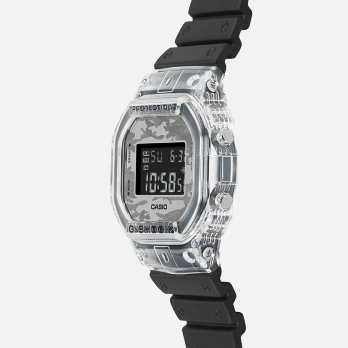 Montre Homme Casio G-Shock - DW-5600SKC-1DR - Bracelet en Résine Noir - Affichage Numérique - Résistant à l'eau
