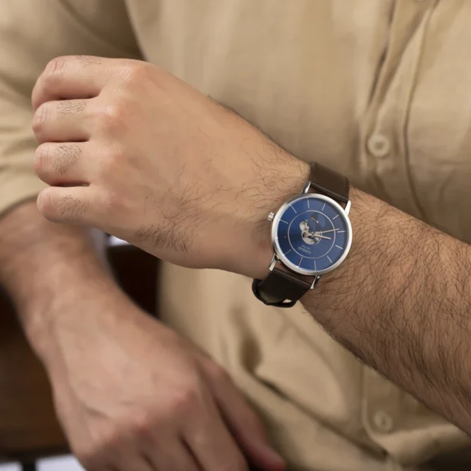 montre homme casio mtp b130l 2avdf bracelet en cuir marron affichage analogique résistant à l'eau