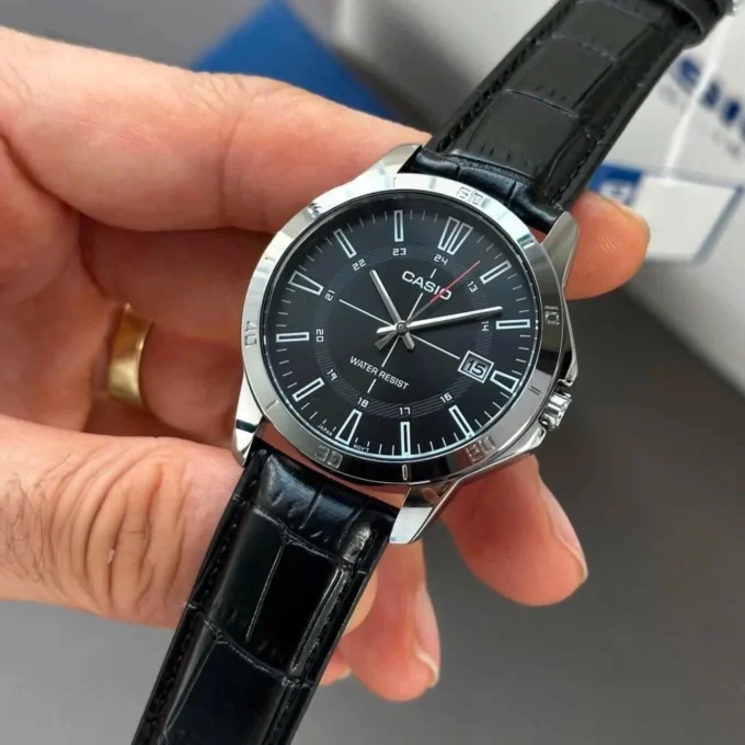 Montre Homme Casio - MTP-V004L-1CUDF - Bracelet en Cuir Noir - Affichage analogique - Résistant à l'eau