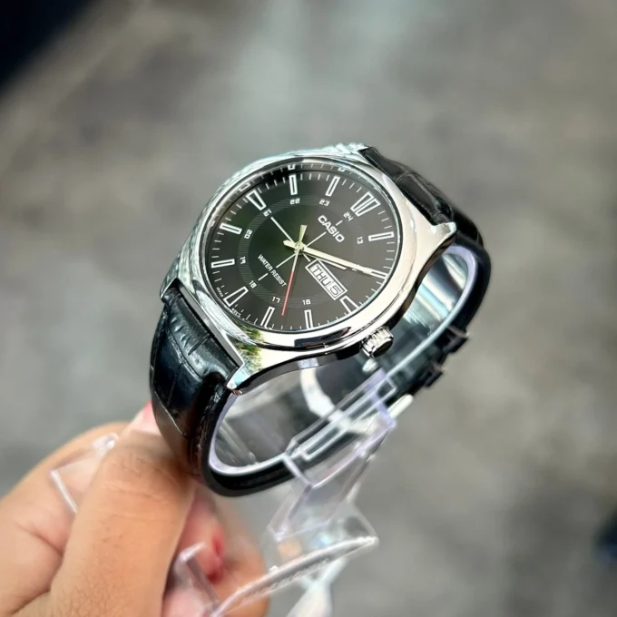 Montre Homme Casio - MTP-V006L-1CUDF - Bracelet en Cuir Noir - Affichage analogique - Résistant à l'eau