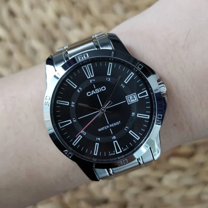 Montre Homme Casio - MTP-V004D-1CUDF - Bracelet en Acier Inoxydable - Affichage analogique - Résistant à l'eau