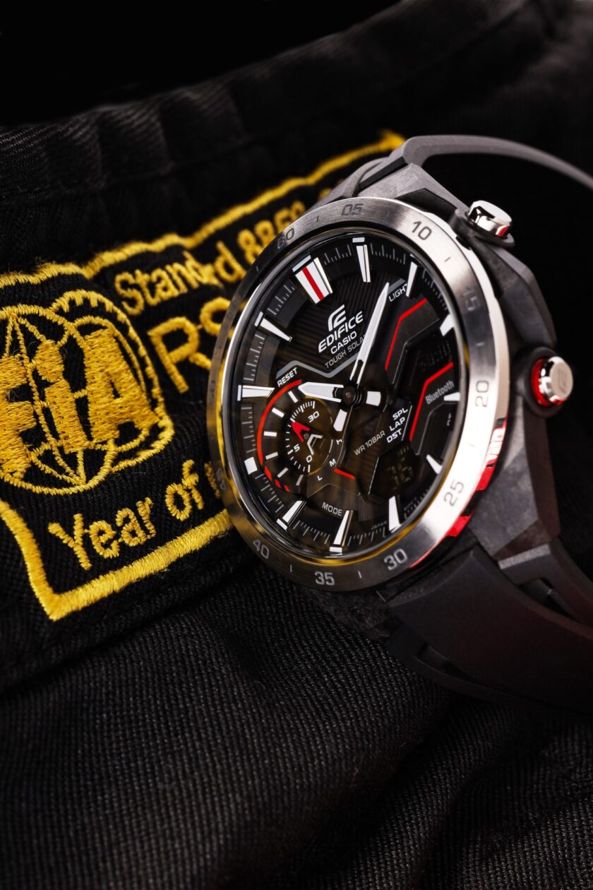 montre homme casio edifice ecb 2200p 1adf bluetooth affichage analogique résistant à l'eau verre saphir