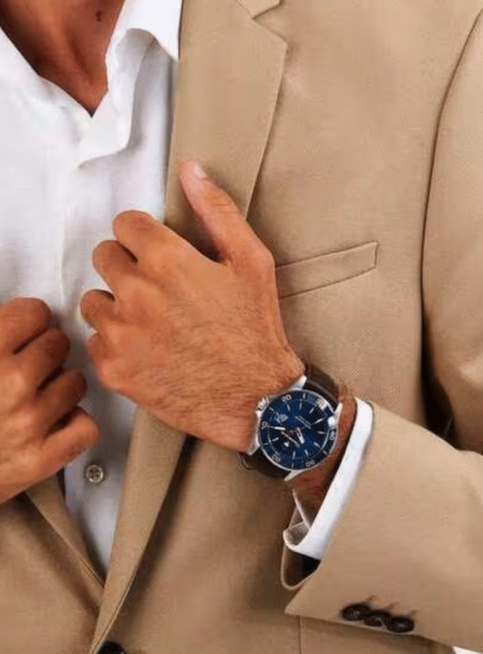 Montre Maserati Competizione en Cuir Marron - R8851100004 - Bracelet en cuir Marron - Affichage analogique - Résistant à l'eau