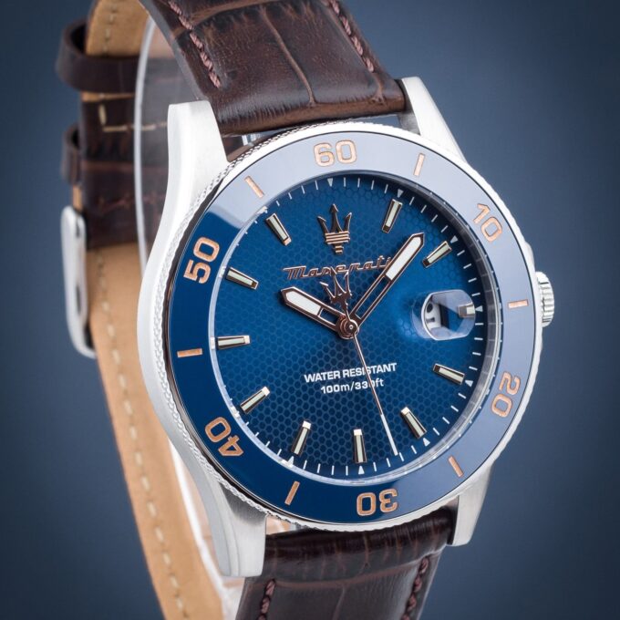 Montre Maserati Competizione en Cuir Marron - R8851100004 - Bracelet en cuir Marron - Affichage analogique - Résistant à l'eau