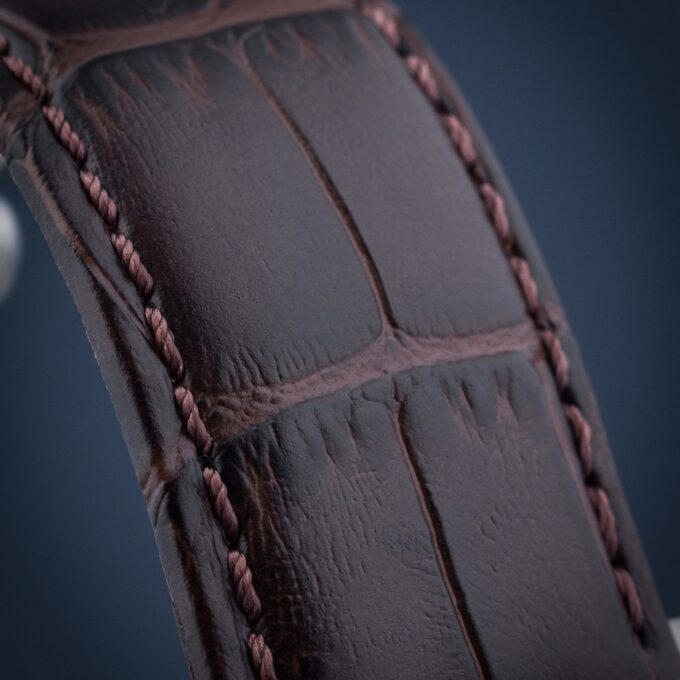 Montre Maserati Competizione en Cuir Marron - R8851100004 - Bracelet en cuir Marron - Affichage analogique - Résistant à l'eau