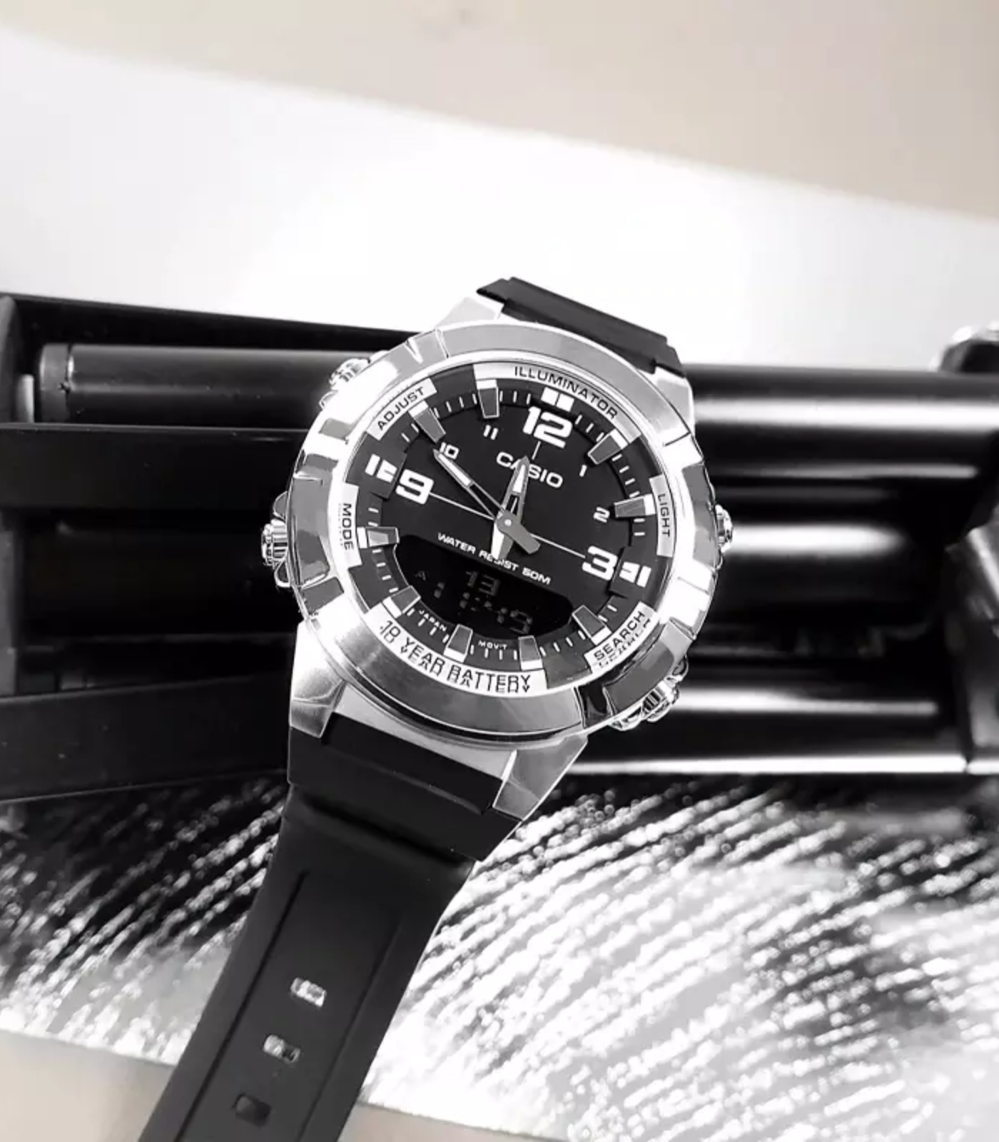 Montre Homme Casio - AMW-870-1AVDF - Bracelet en Résine Noir - Affichage analogique - Résistant à l'eau – Image 2