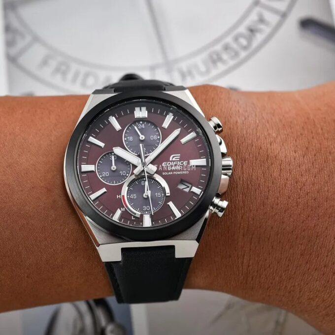 Montre Homme Casio Edifice - EQS-950BL-5AVUDF - Bracelet en Cuir noir - Affichage analogique - Résistant à l'eau