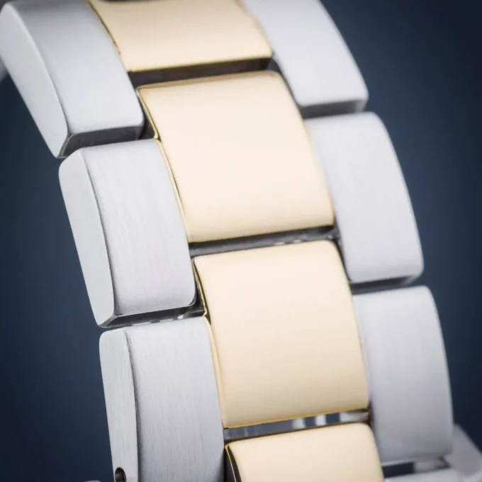 MASERATI Montre Homme Maserati Compétition - R8873600007 - Bracelet en Acier Inoxydable - Affichage analogique - Résistant à l'eau