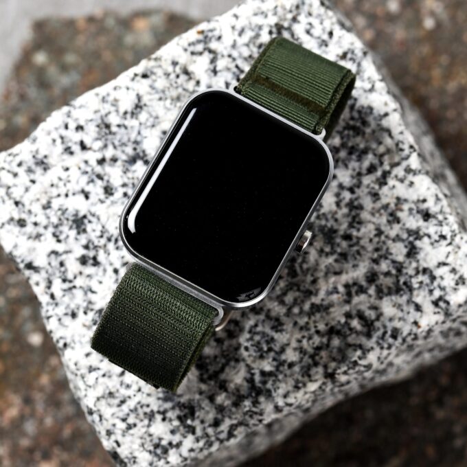 Montre Homme SECTOR Connectée - R3253171502 - S-03 PRO LIGHT - Bracelet interchangeable - Affichage Numérique - Résistant à l'eau