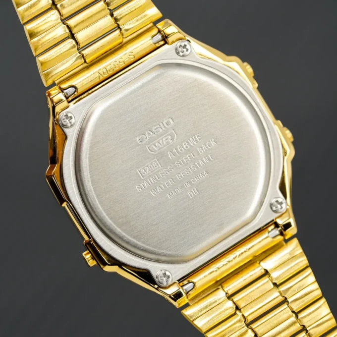 Montre Casio Vintage - A168WERG-2ADF - Bracelet doré en Acier Inoxydable - Affichage Numérique - Résistant à l'eau