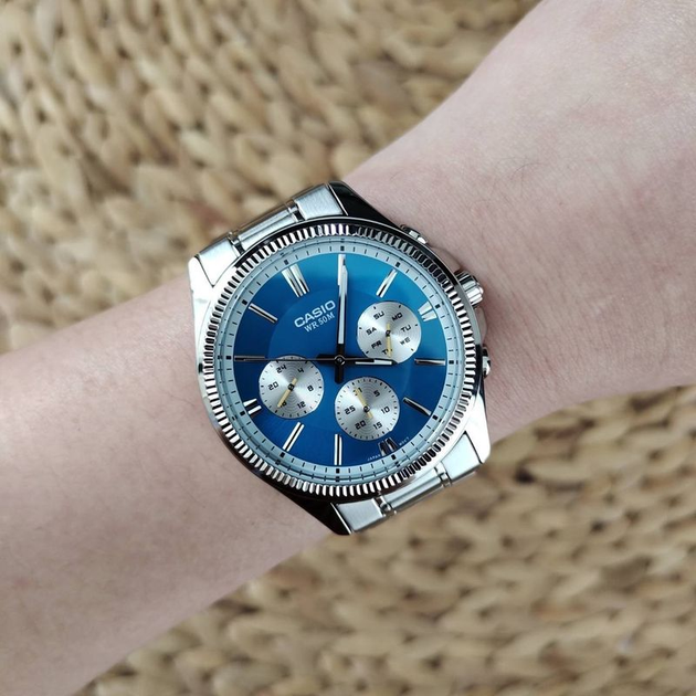 montre homme casio mtp 1375d 2a2vdf bracelet en acier inoxydable affichage analogique résistant à l'eau