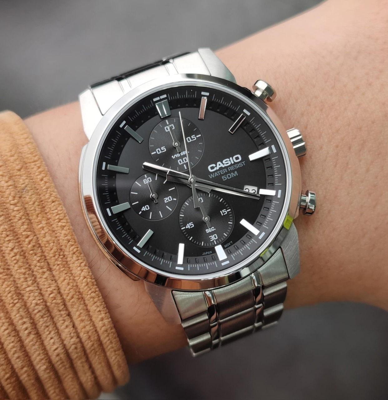 montre homme casio mtp e510d 1a1vdf bracelet en acier inoxydable affichage analogique résistant à l'eau