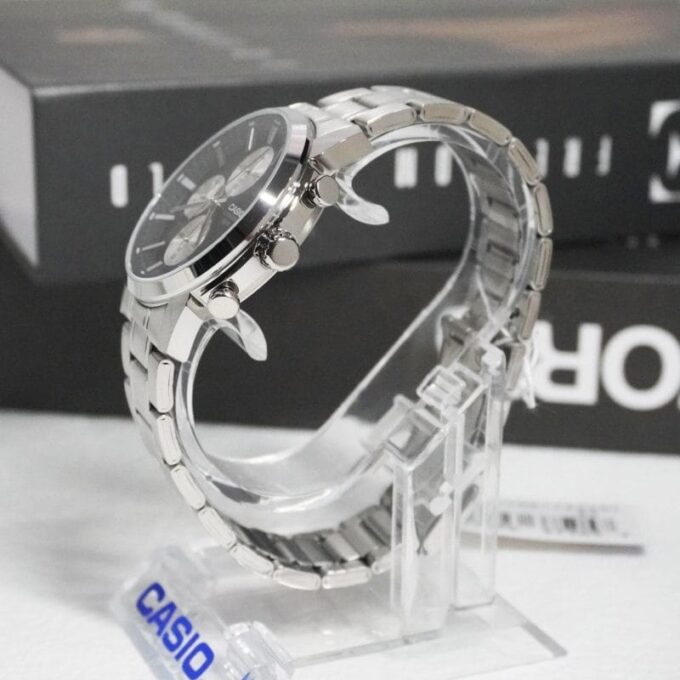 montre homme casio mtp e510d 1a1vdf bracelet en acier inoxydable affichage analogique résistant à l'eau