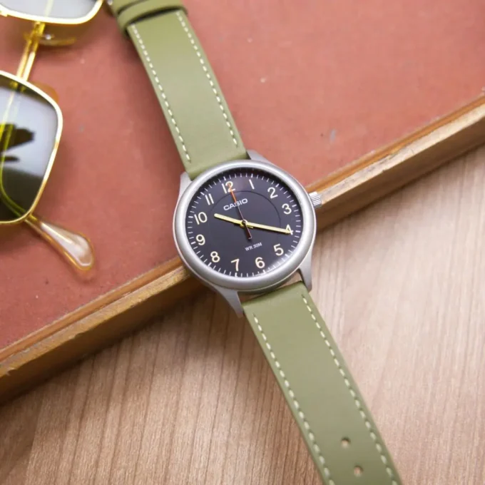 montre homme casio mtp b160l 1b1vdf bracelet en cuir vert affichage analogique résistant à l'eau