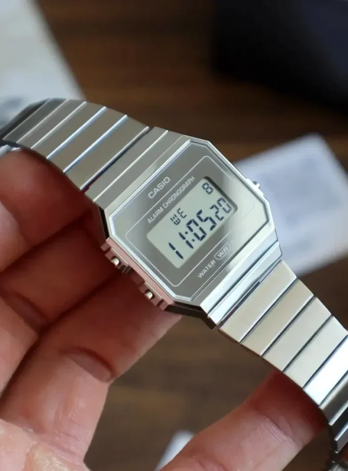 aiwatch_A700WEV-7ADF - Montre Casio Vintage - A700WEV-7ADF - Bracelet en Acier Inoxydable - Affichage numérique - Résistant à l'eau