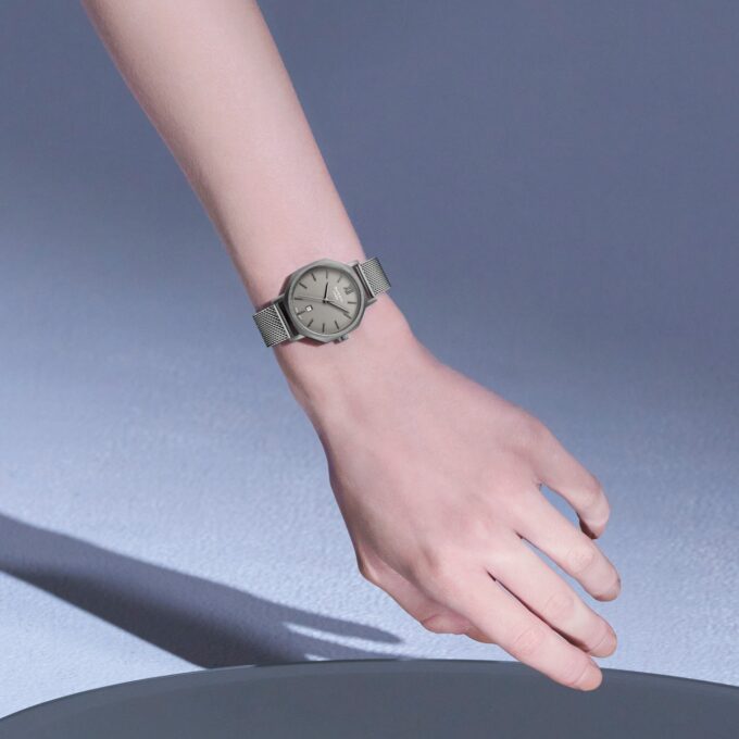 Montre Femme Casio Sheen - SHE-4554GYM-8AUDF - Bracelet en Maille Milanaise Noir - Affichage analogique - Résistant à l'eau - Verre Saphir