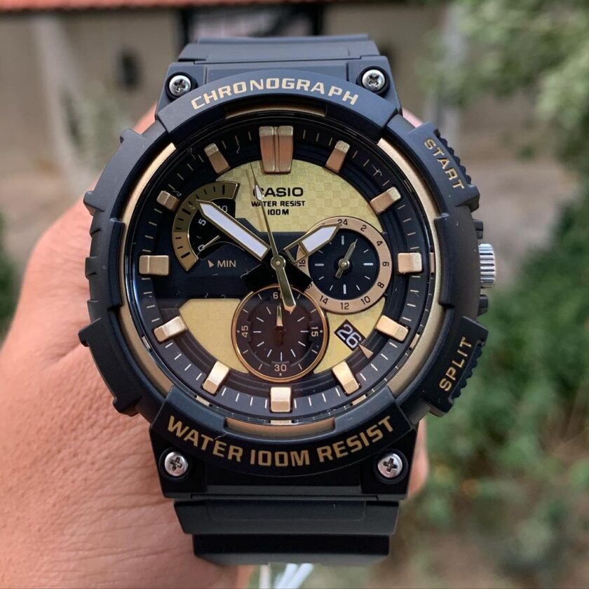 montre casio mcw 200h 9avdf design pratique avec Éclairage et affichage lumineux